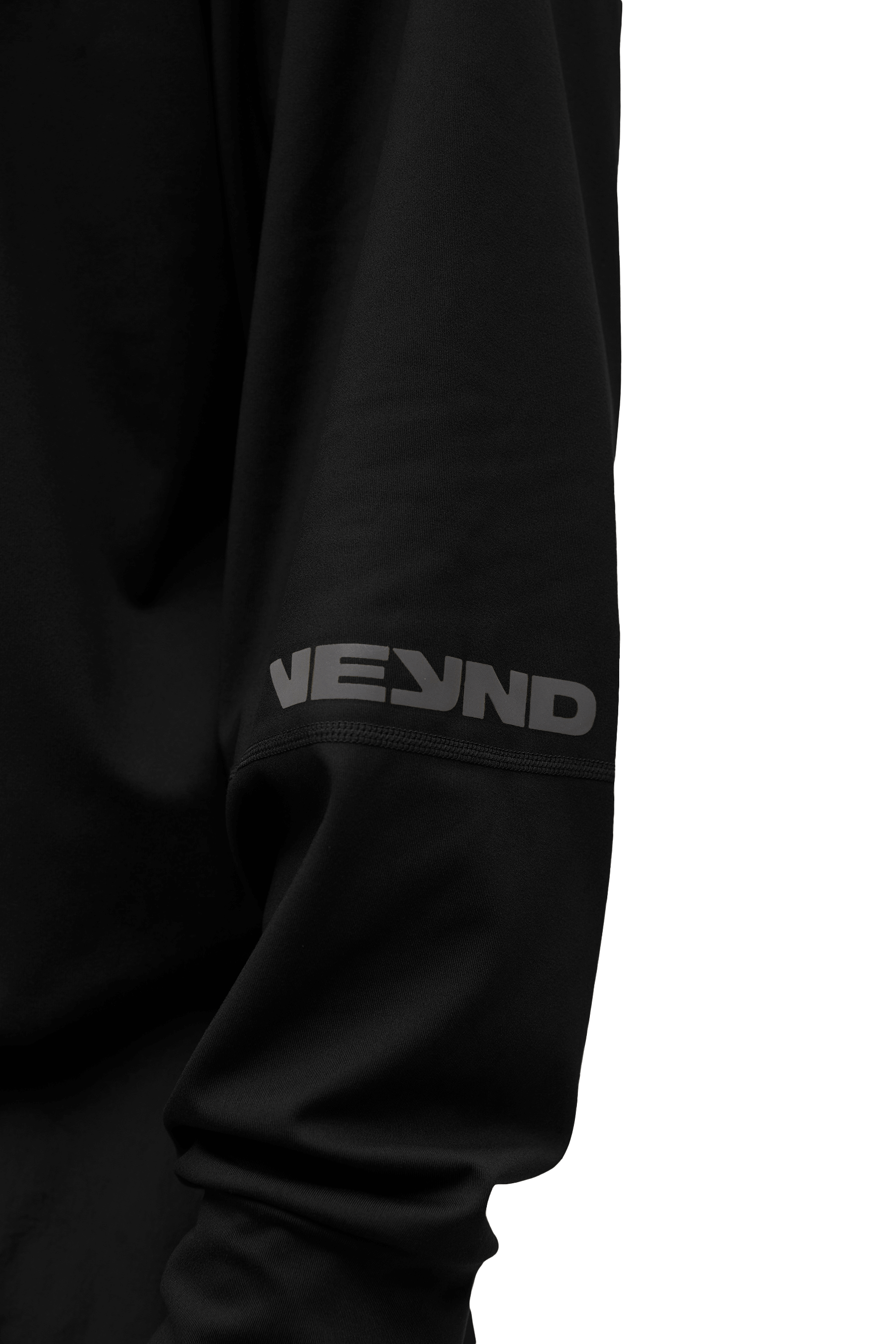 MID LAYER - Black