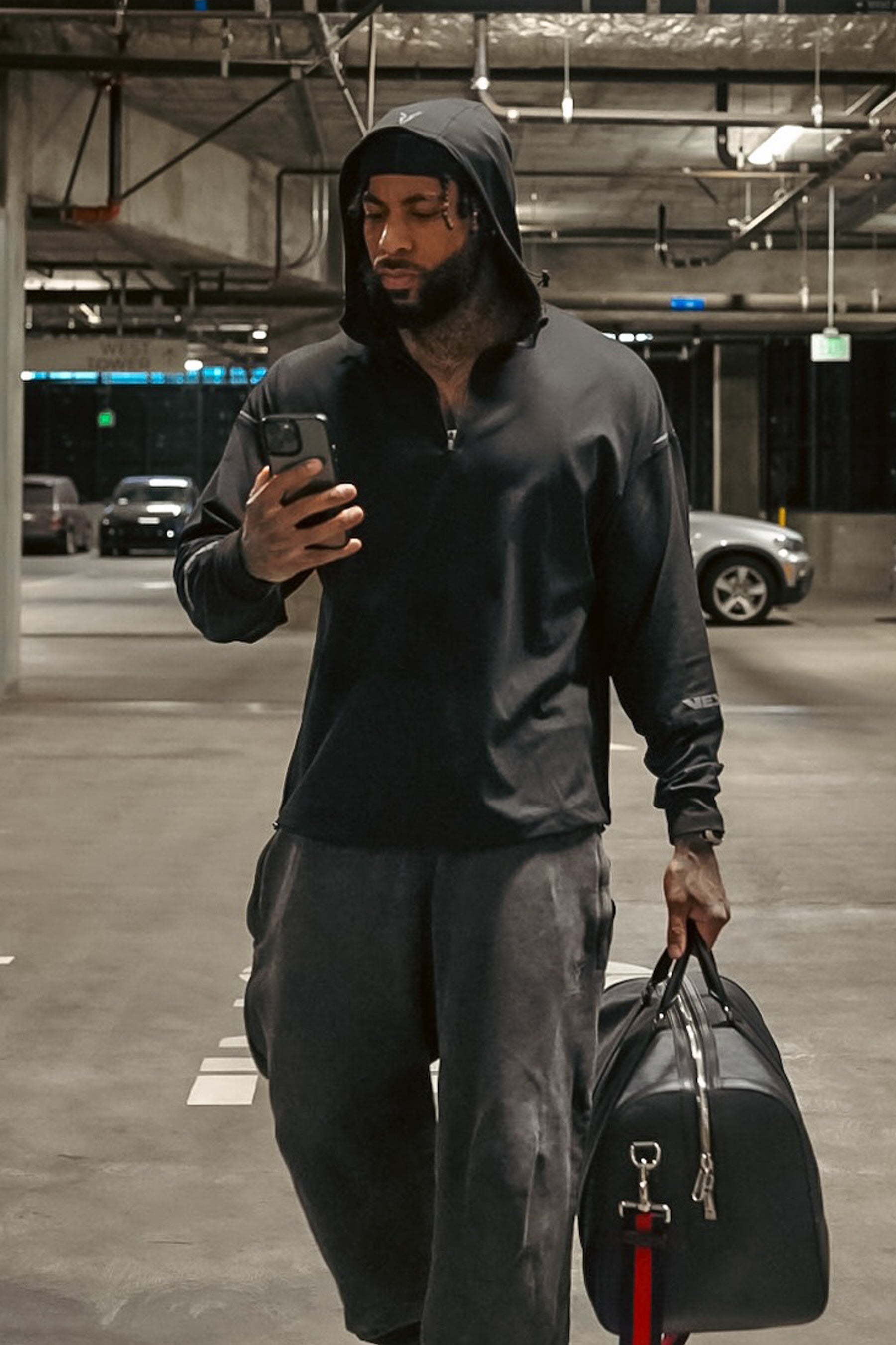 MID LAYER - Black