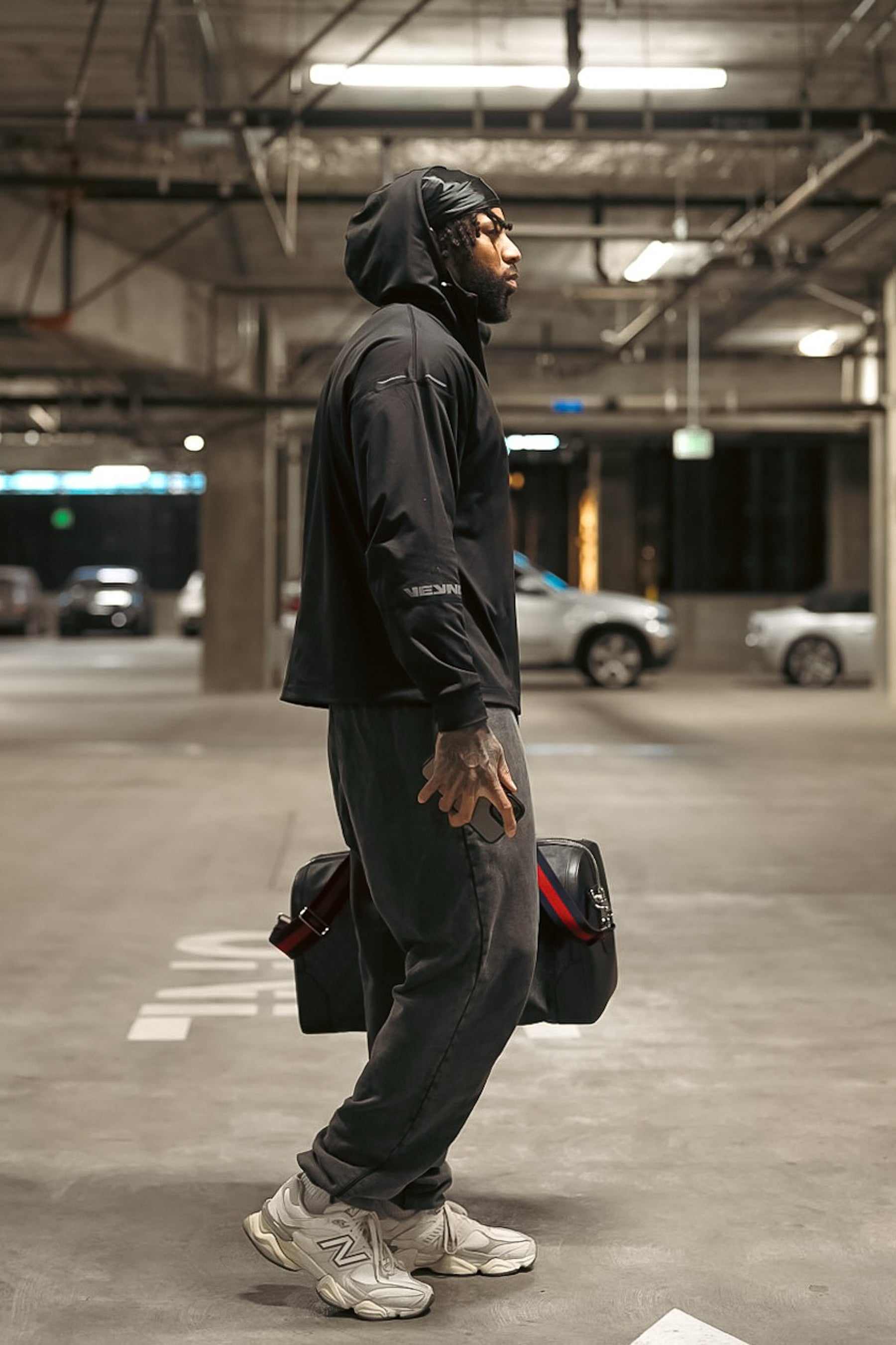 MID LAYER - Black
