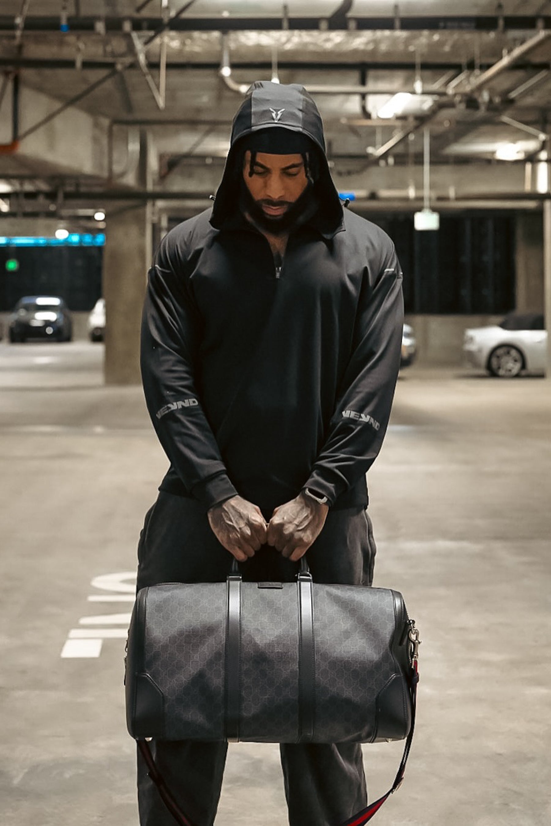 MID LAYER - Black