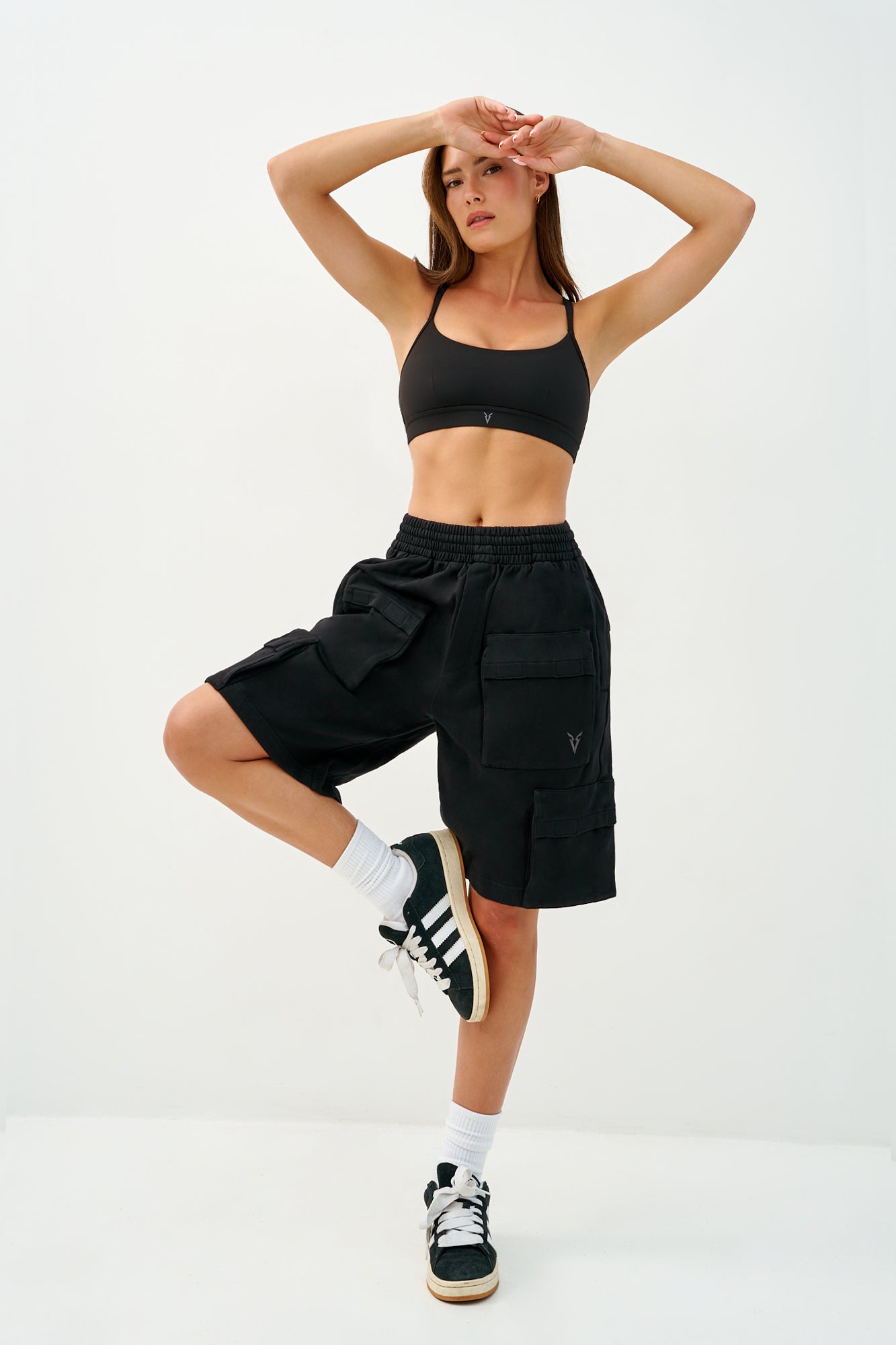 9" CARGO SHORTS - Black