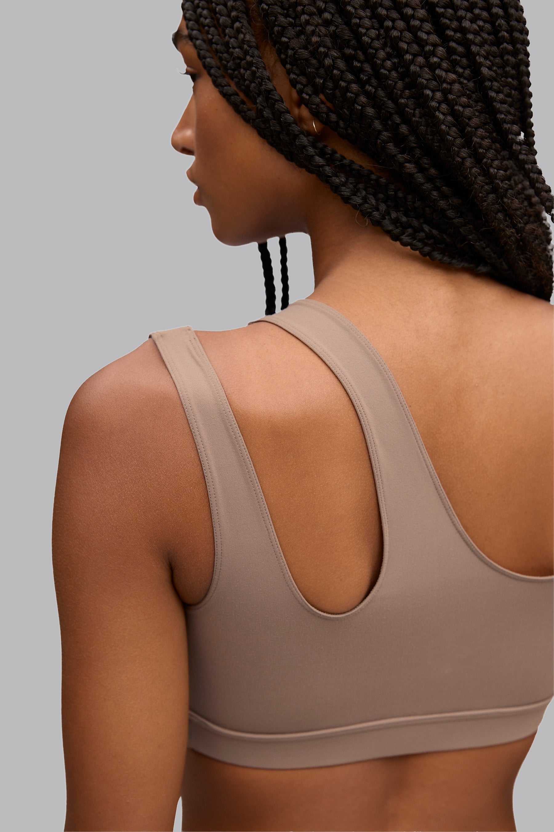 Breathable Womens Beige Sports Bra With Strong Elasticity, Hollow Out  Design, And Slim Fit Straps From Malewardrobe, $13.95