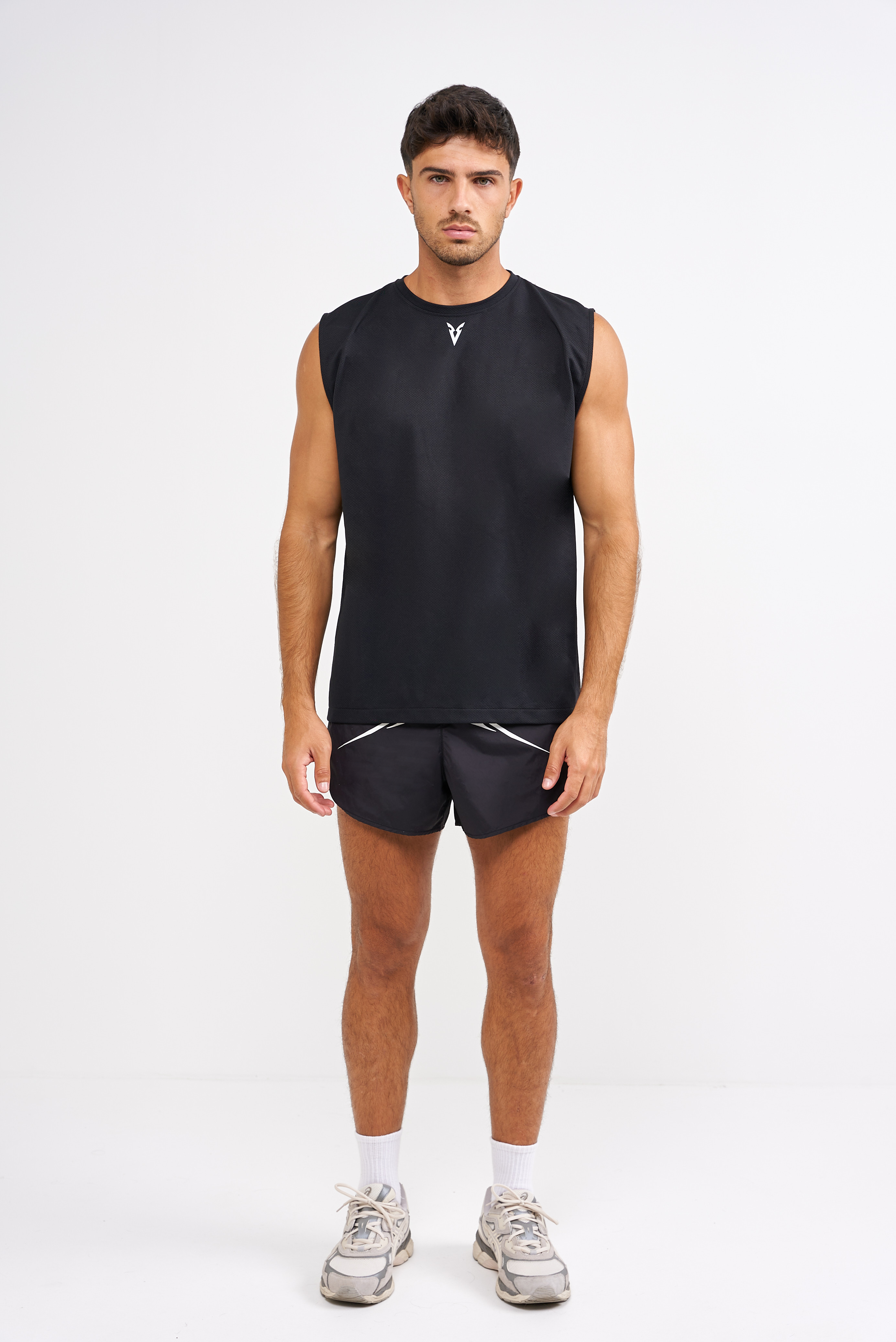 SLEEVELESS BOXY T-SHIRT VEYND GRAPHIC - Black