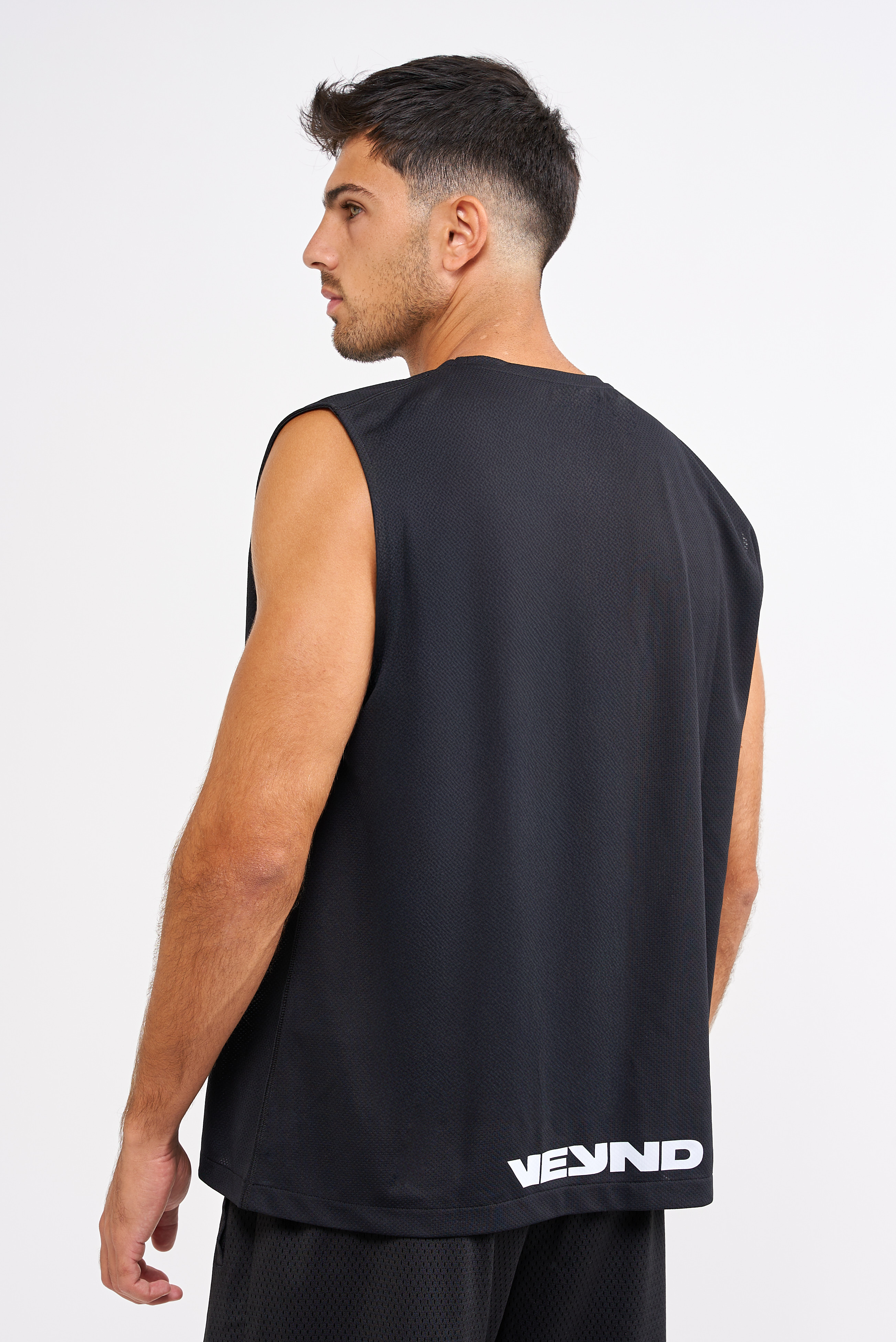 SLEEVELESS BOXY T-SHIRT VEYND GRAPHIC - Black