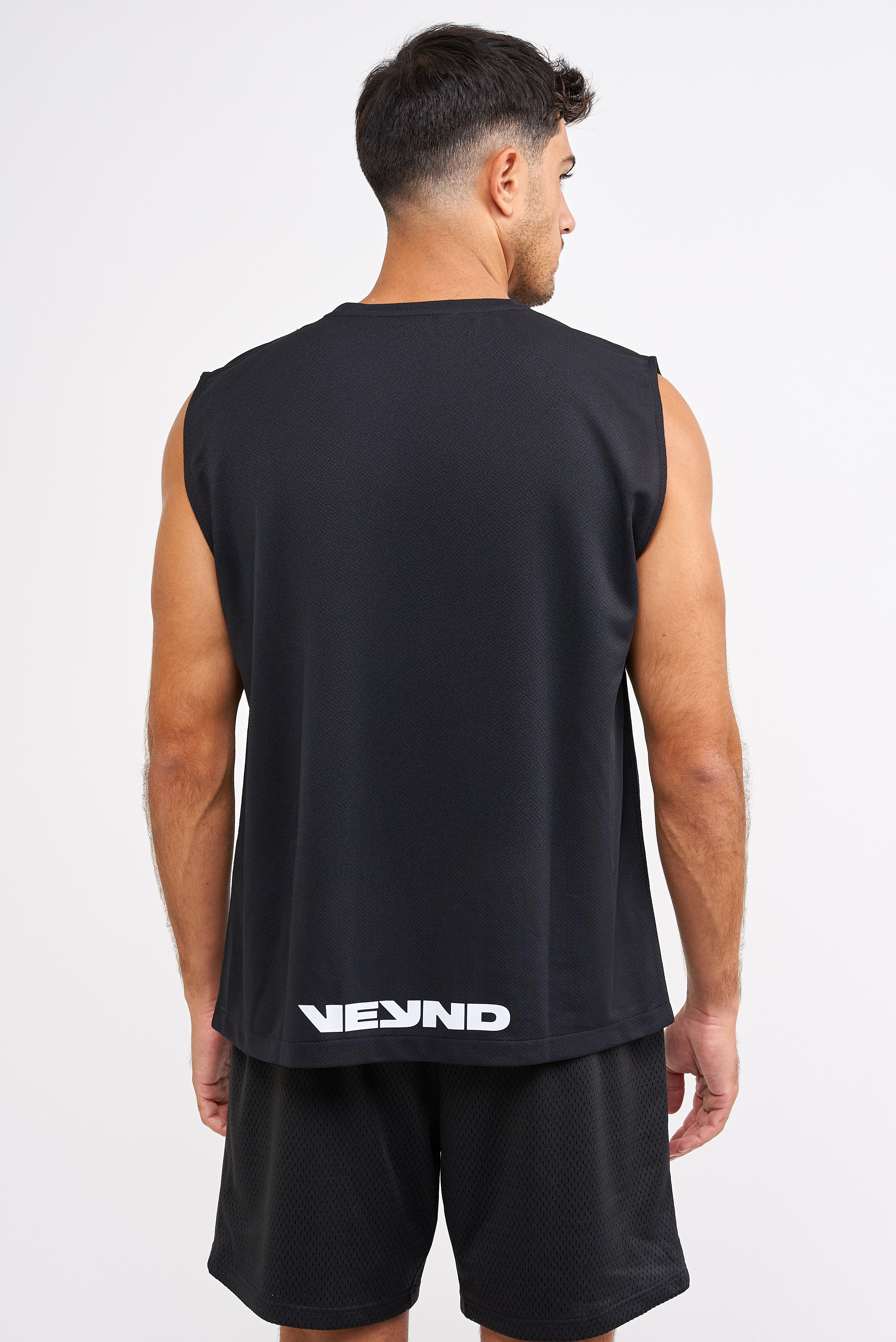 SLEEVELESS BOXY T-SHIRT VEYND GRAPHIC - Black
