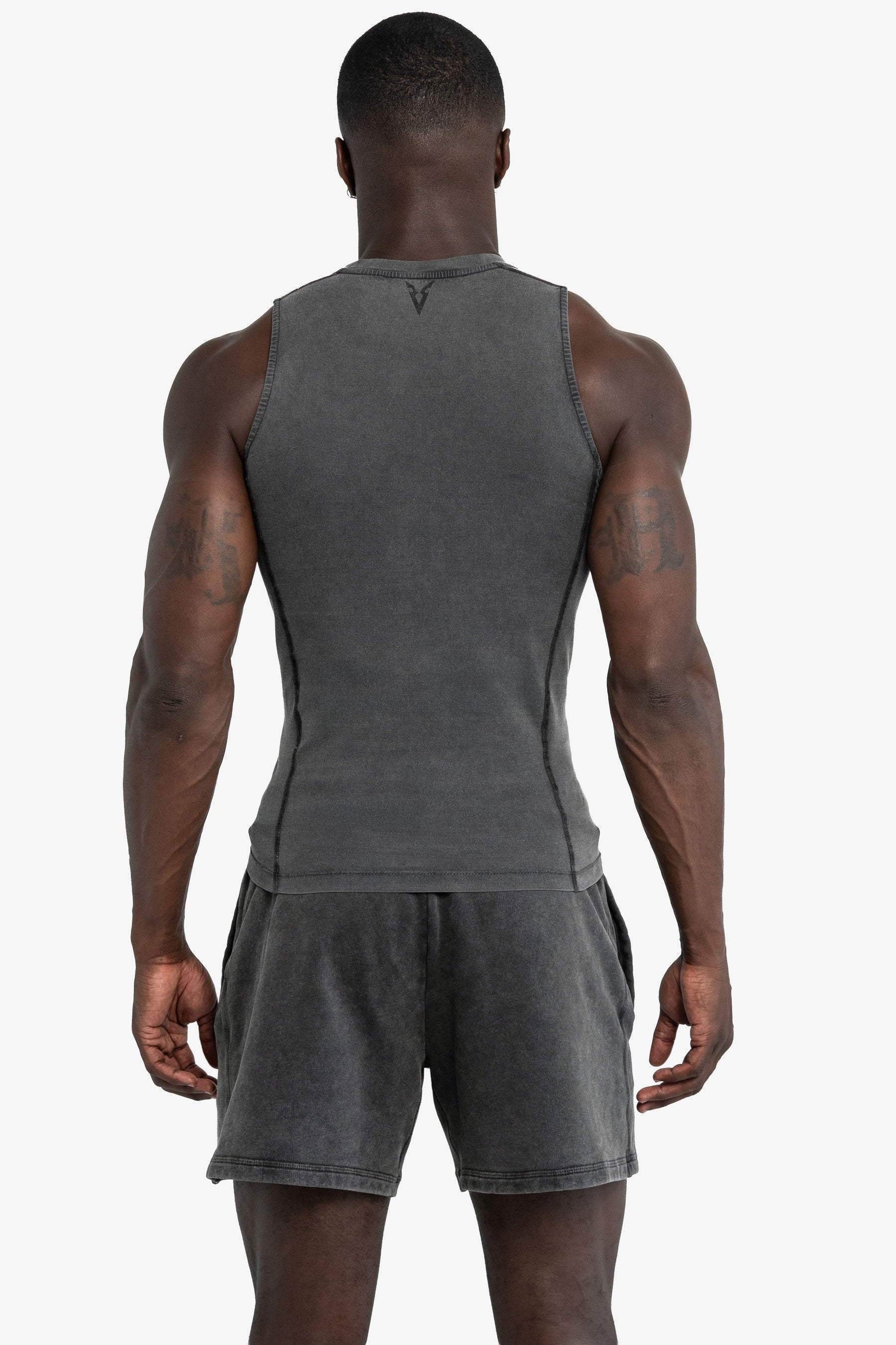 TANK VEYND TYPOGRAPHIC LOGO - STORM GRAY