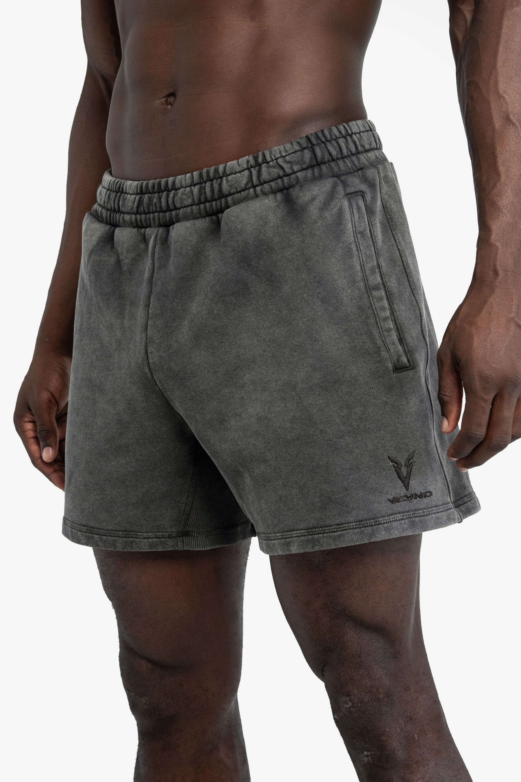 JOGGER SHORTS - STORM GRAY