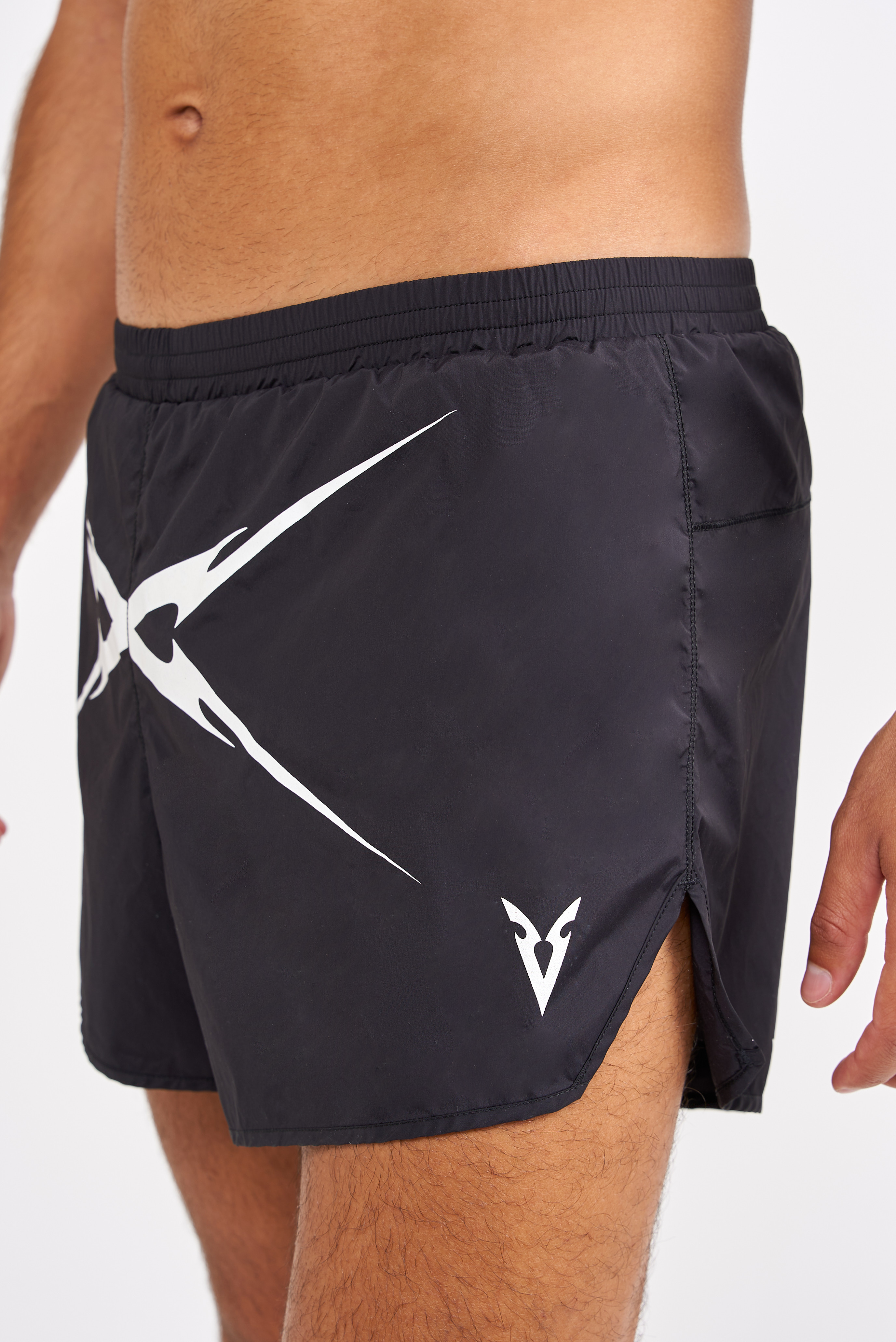 3" RUNNING SHORTS CROSS GRAPHIC - BLACK