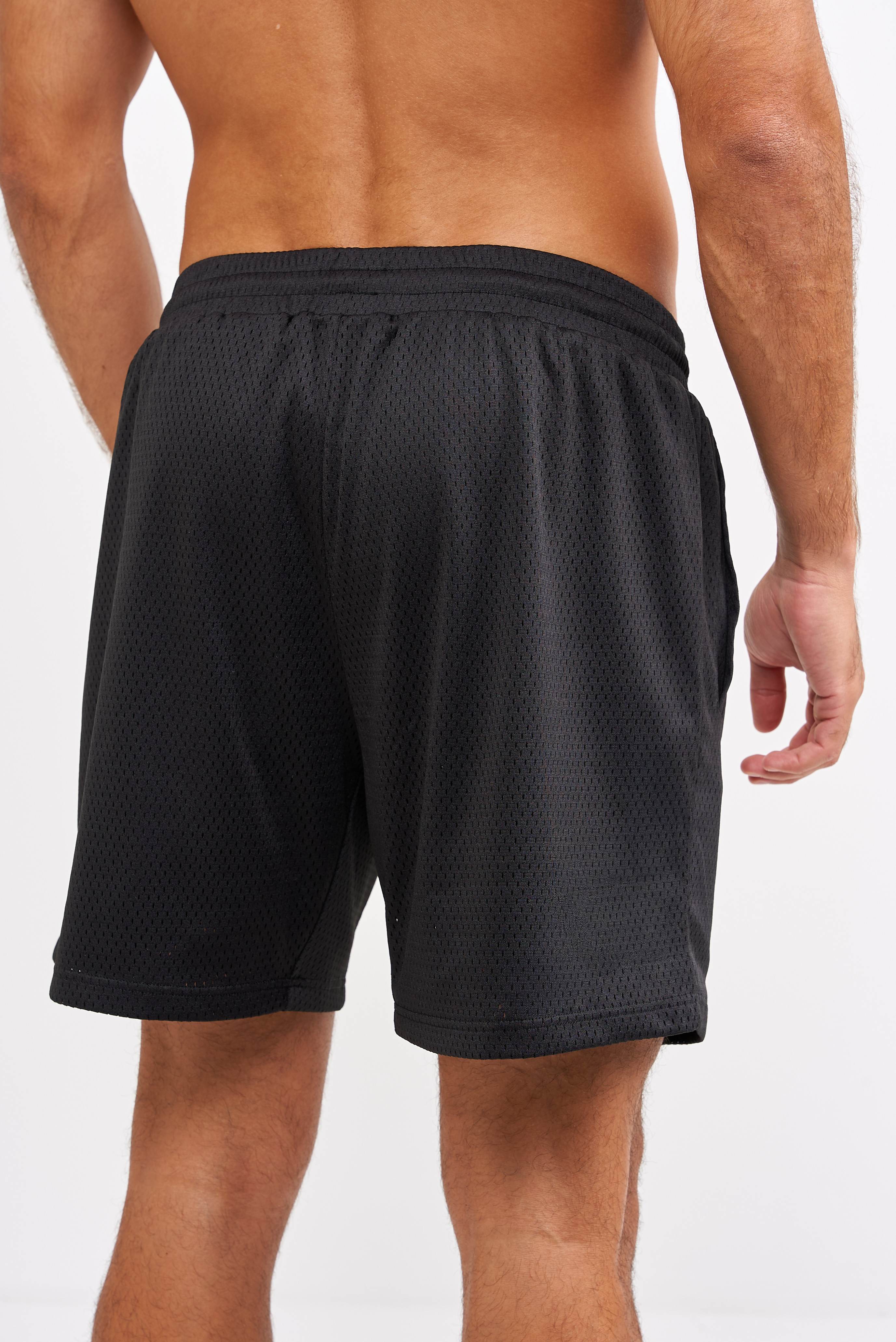 Veynd Loose Shorts - Black