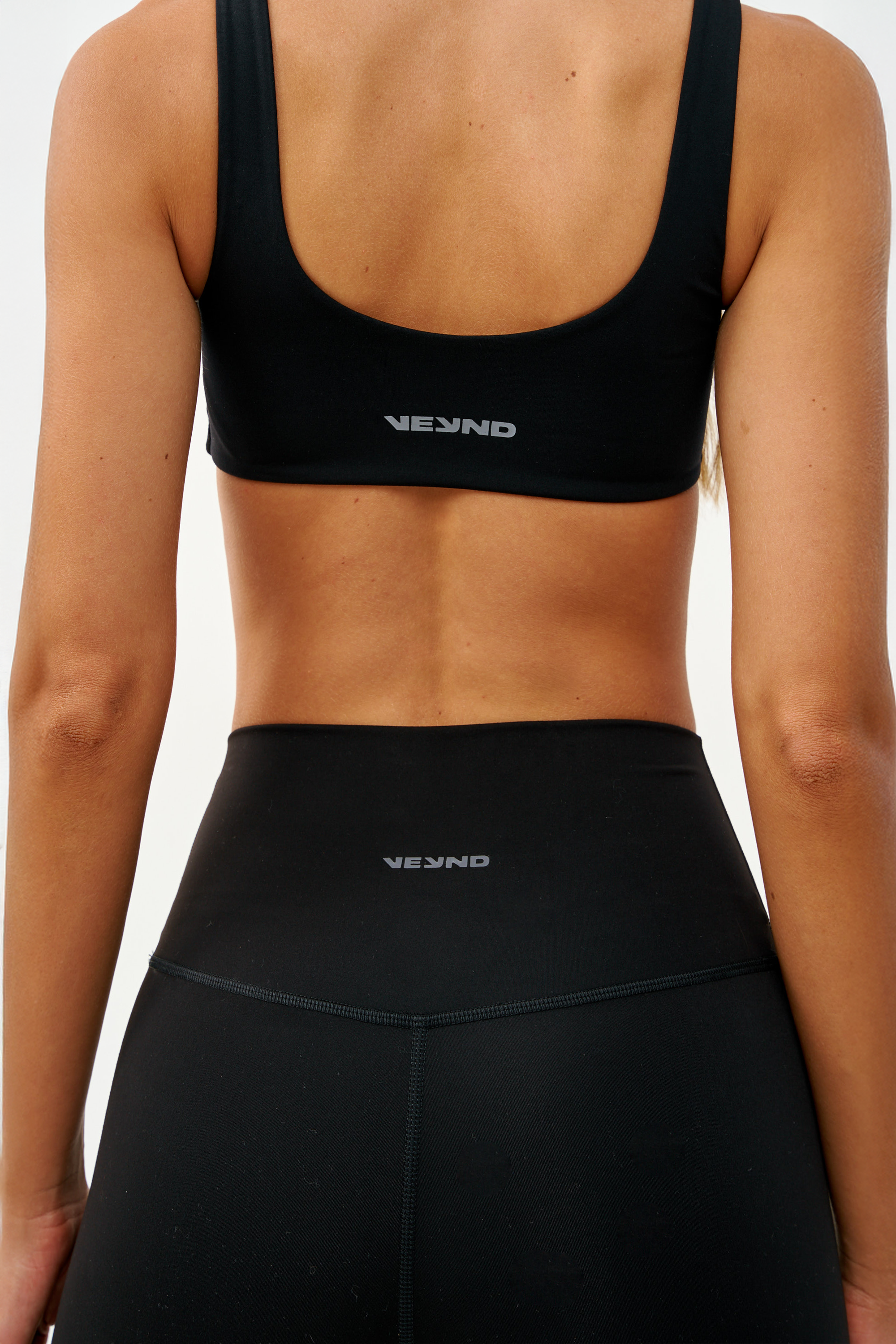 SPORTS BRA FRONT WAVE - Black